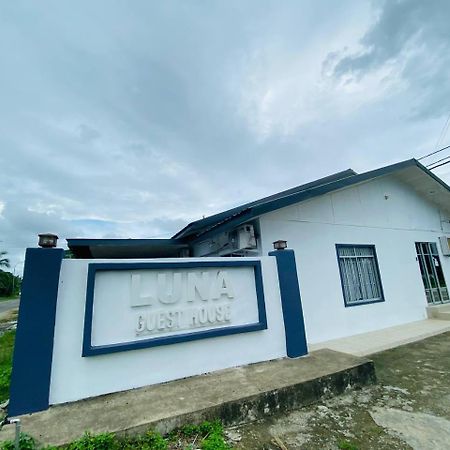 Luna Guesthouse 露娜旅馆 Semporna Ngoại thất bức ảnh