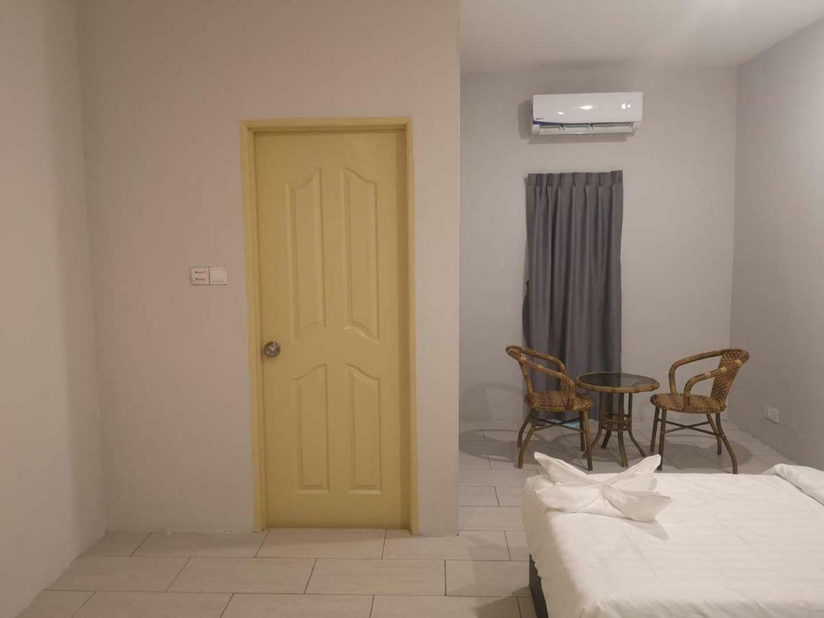 Luna Guesthouse 露娜旅馆 Semporna Ngoại thất bức ảnh