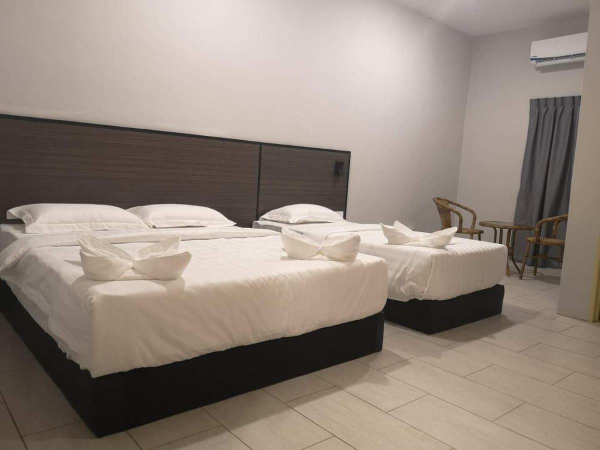 Luna Guesthouse 露娜旅馆 Semporna Ngoại thất bức ảnh