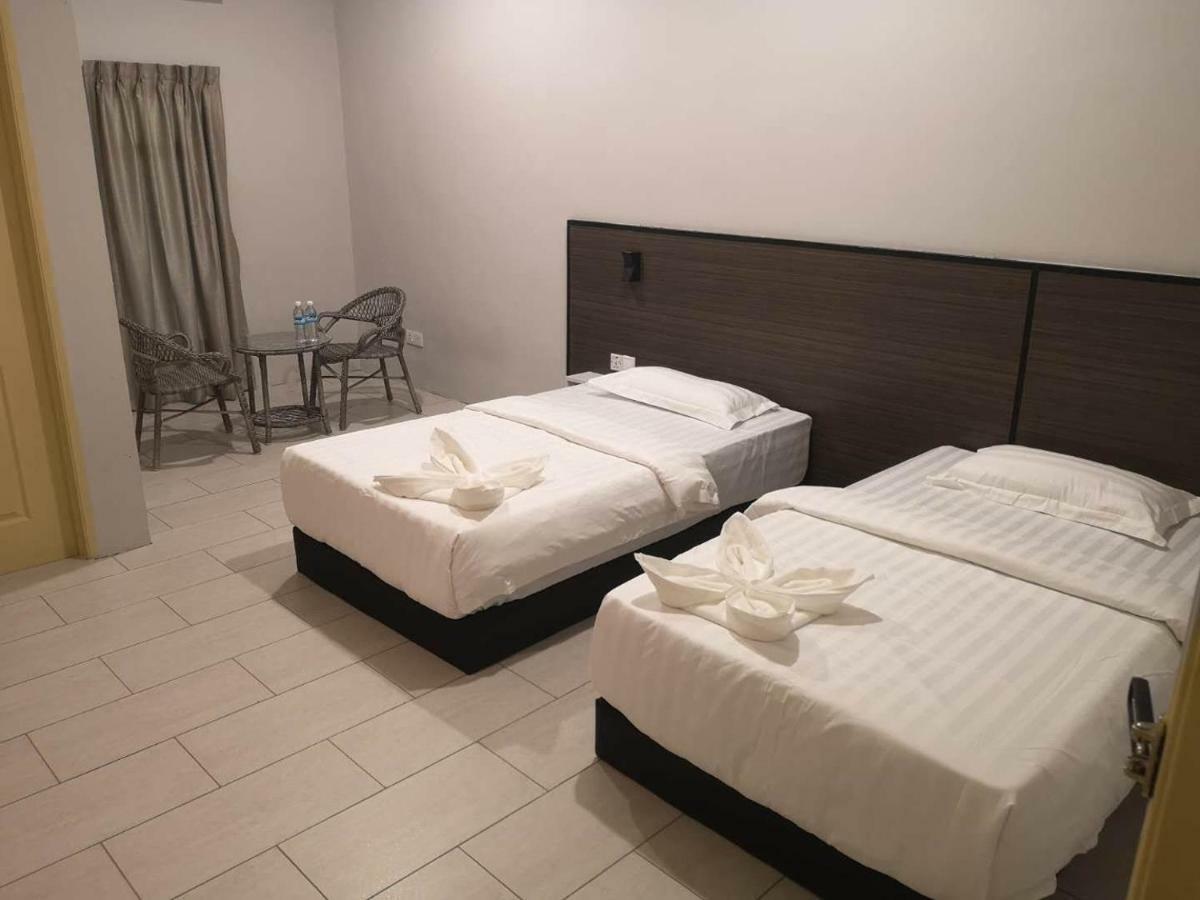 Luna Guesthouse 露娜旅馆 Semporna Ngoại thất bức ảnh