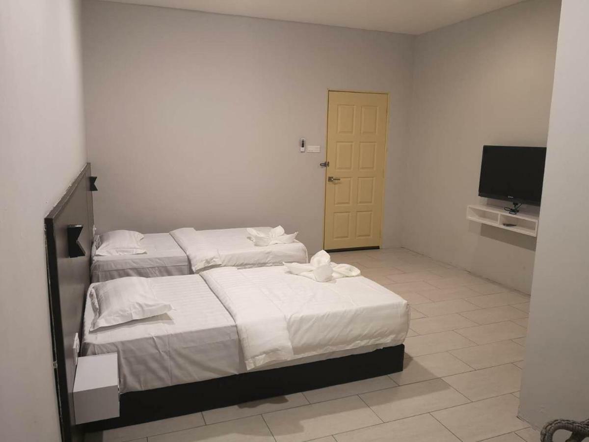 Luna Guesthouse 露娜旅馆 Semporna Ngoại thất bức ảnh