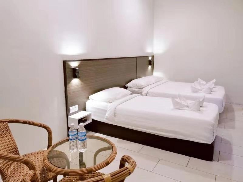 Luna Guesthouse 露娜旅馆 Semporna Ngoại thất bức ảnh